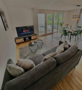 4-Zimmer-Apartment - Messe - Airport - Tiefgarage - 3-Schlafzimmer - Küche